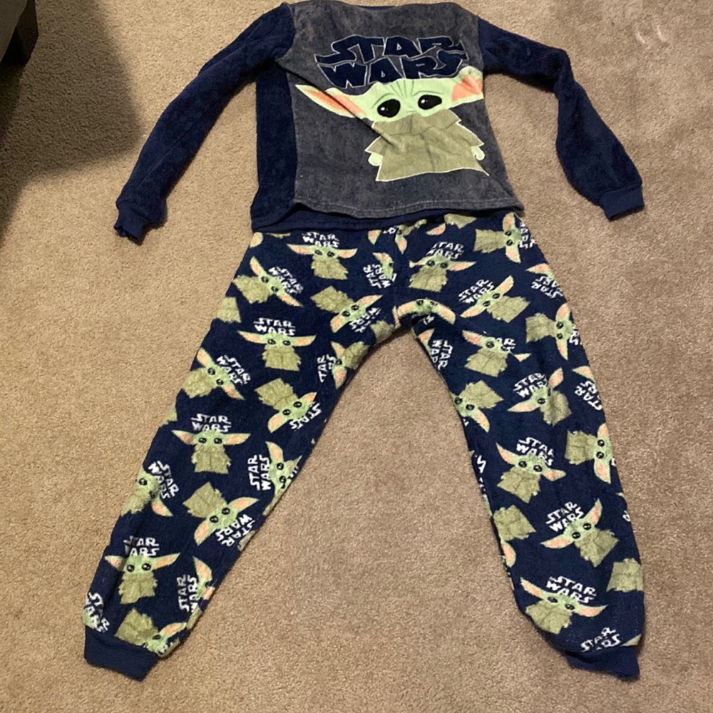 Baby yoda pyjamas
